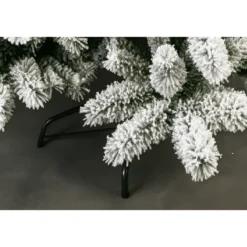 Albero di Natale Innevato Altezza 240 cm Artificiale Rami in PVC