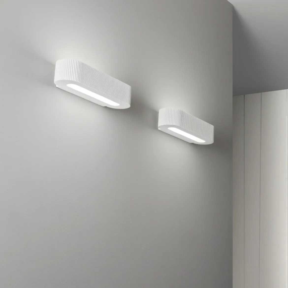 Applique ad Angolo in Gesso Bianco Verniciabile Lampada da Parete Interno