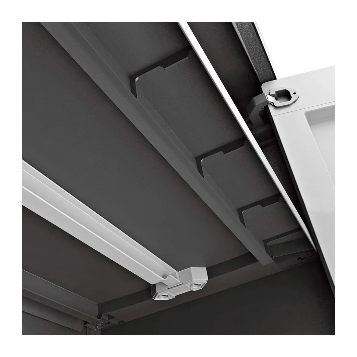 Armadio Keter Basso da Esterno Compatto Balcone Salvaspazio Multifunzione Garage