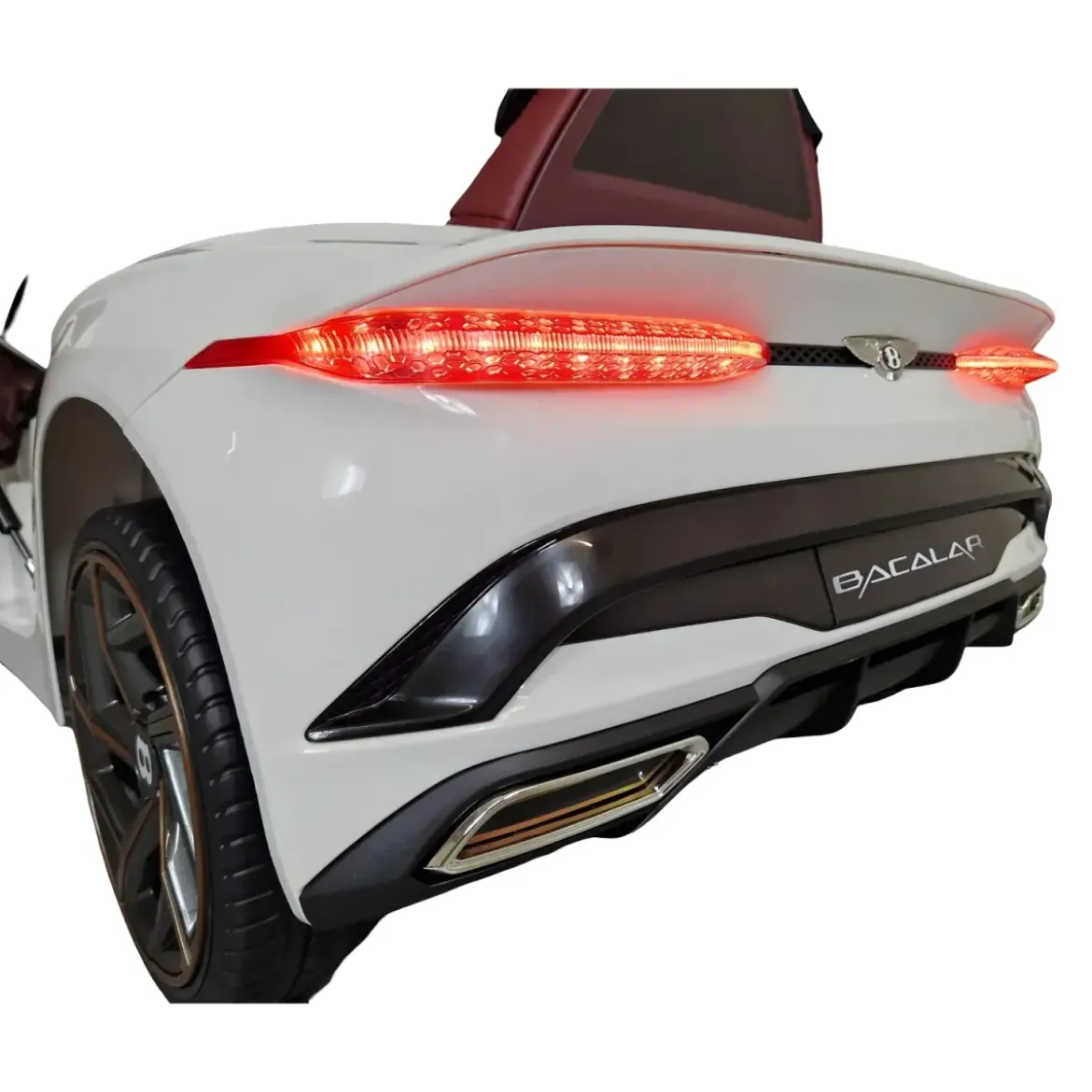 Auto Elettrica Bambini 12V Bianco Telecomando e Cinture a 3 Punti