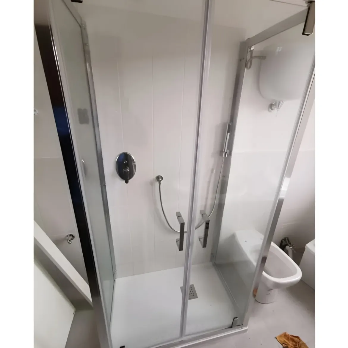Box Doccia 3 Lati 6 mm Anta Battente Saloon 70x70x70 cm