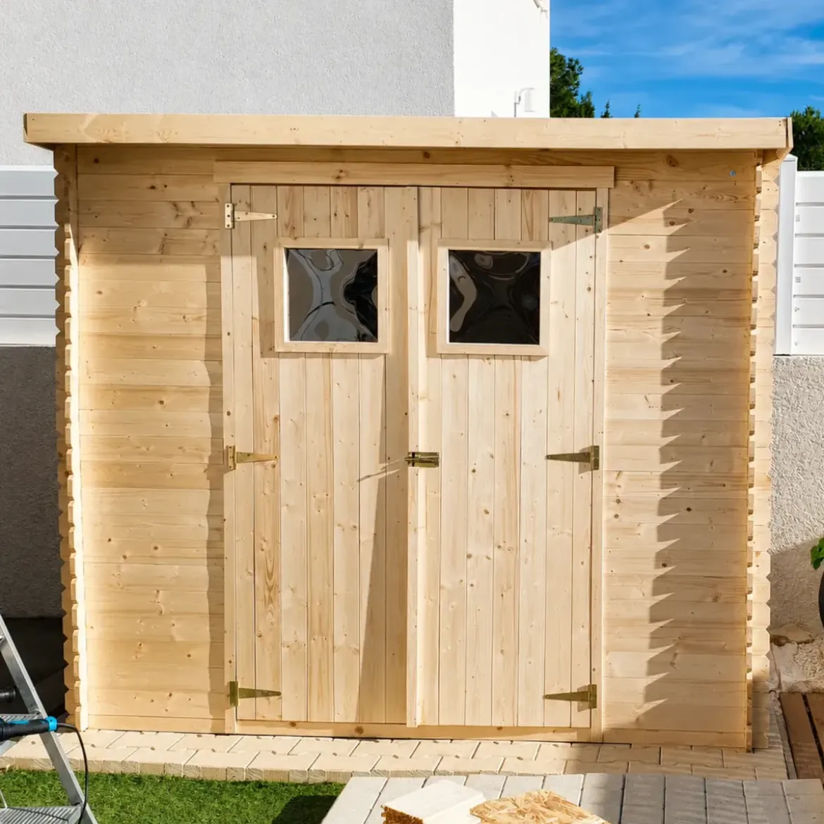 Casetta da Giardino in Legno 235x130 Pavimento Porte Finestrate 19 mm