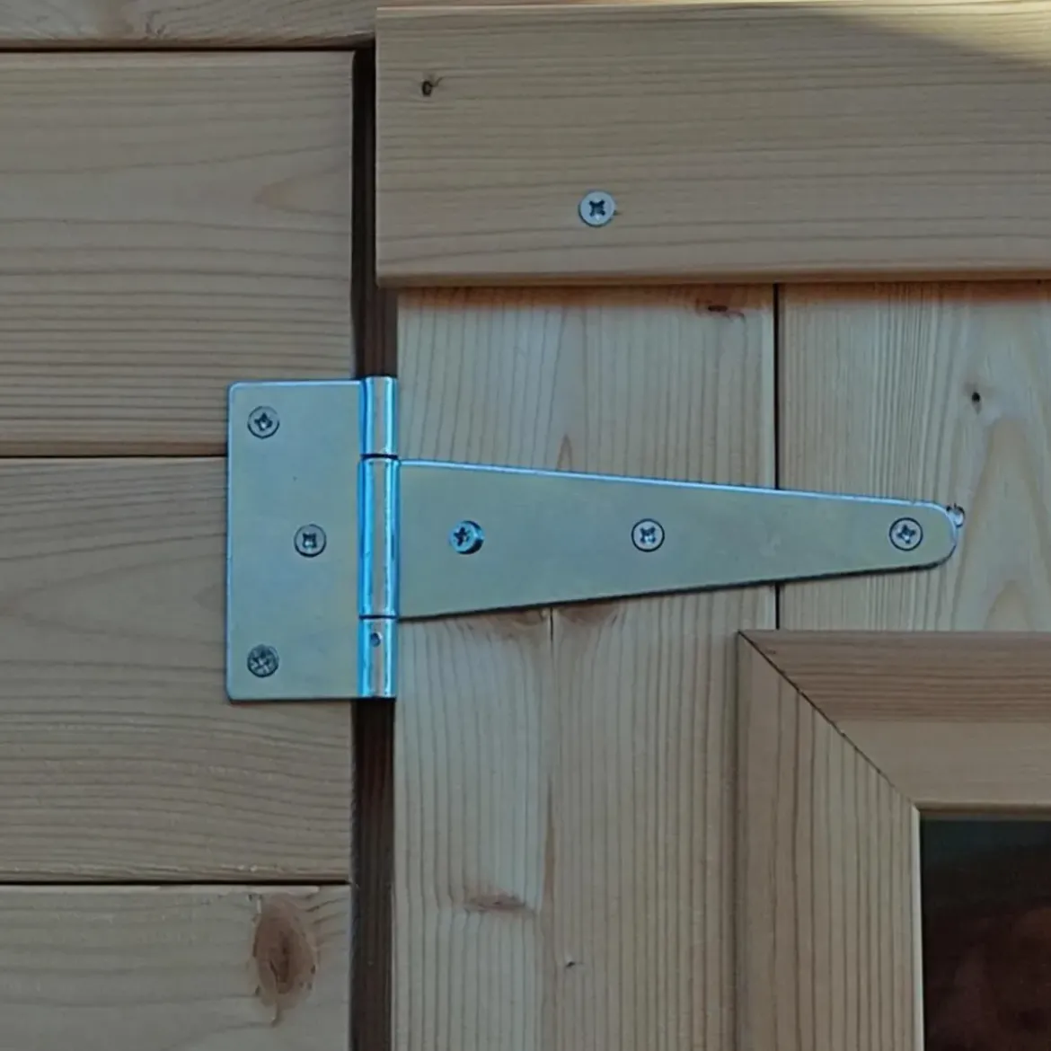 Casetta in Legno da Giardino Block House 2x2 m Doppia Porta Finestrata