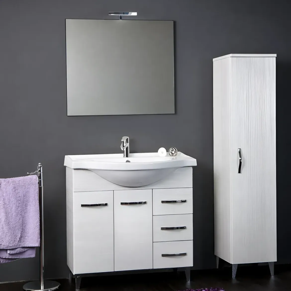 Colonna Bagno 160 cm 1 Anta 4 Ripiani MDF Finitura Bianco Portuna