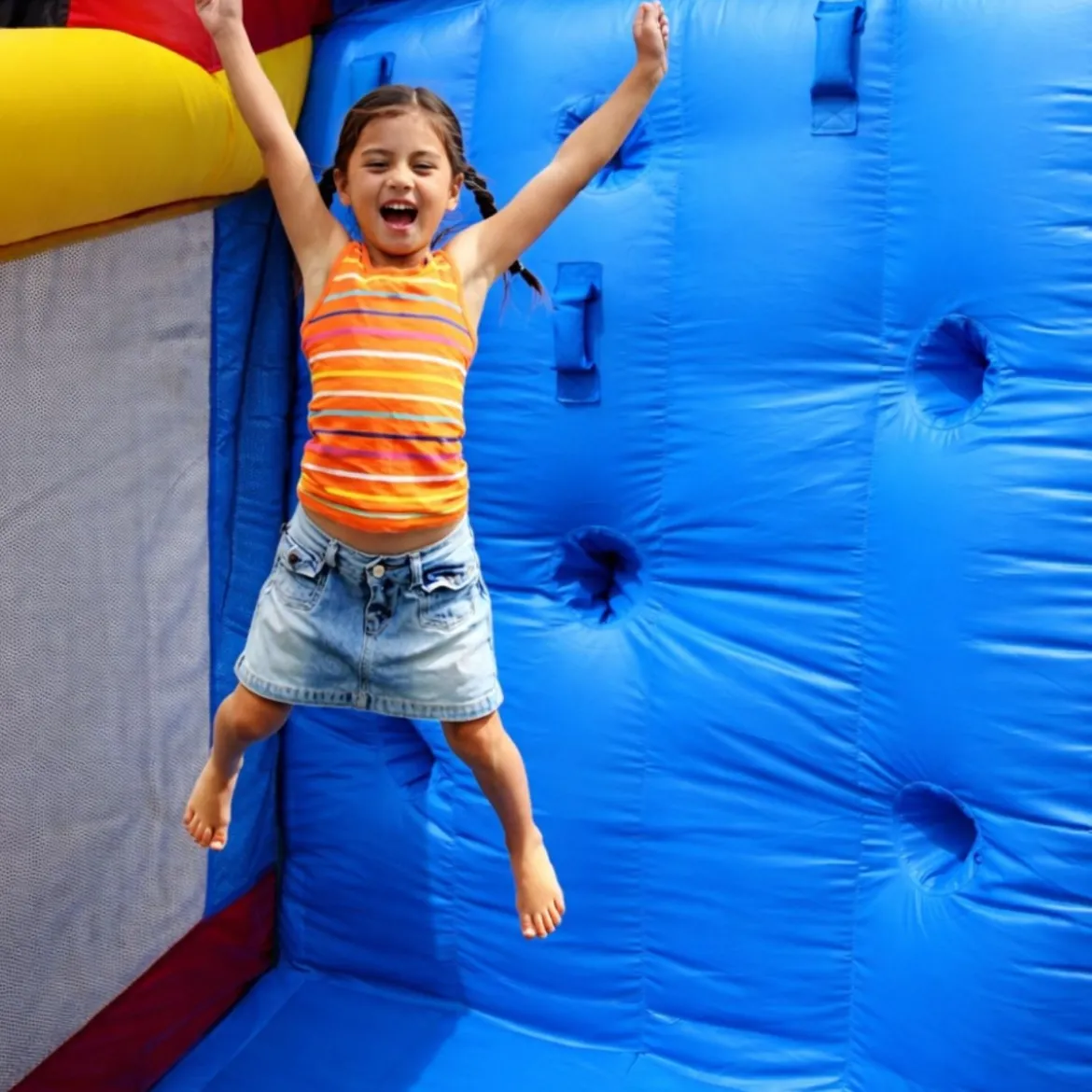 Gonfiabile per Bambini Castello Scivoli 600x215 con Gonfiatore Pompa