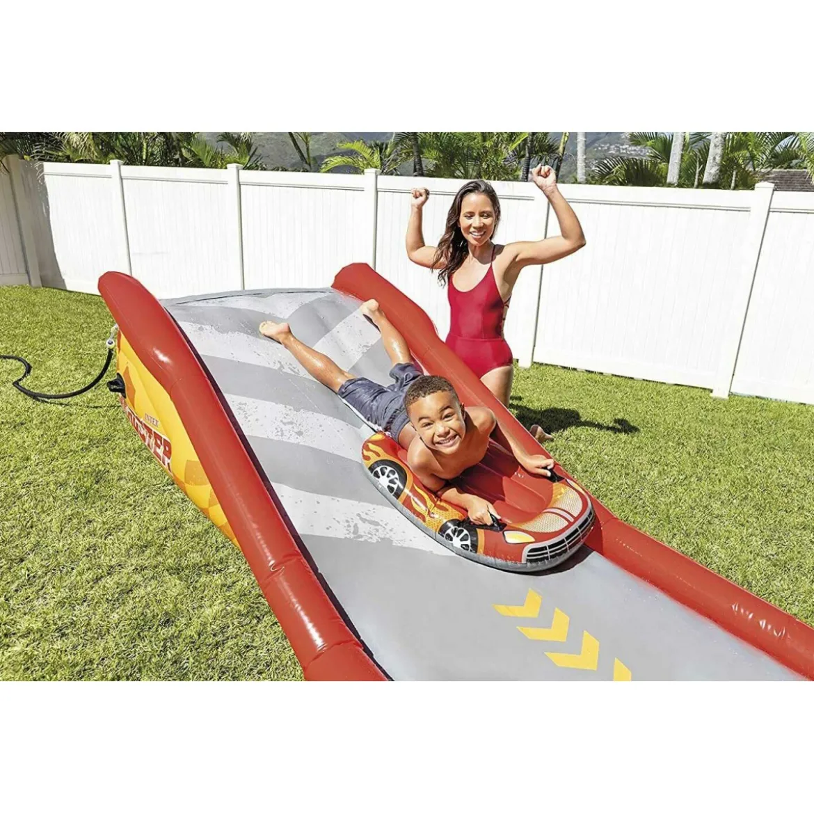 Gonfiabile per Bambini Scivolo Gioco Acquatico con Vasca da Giardino