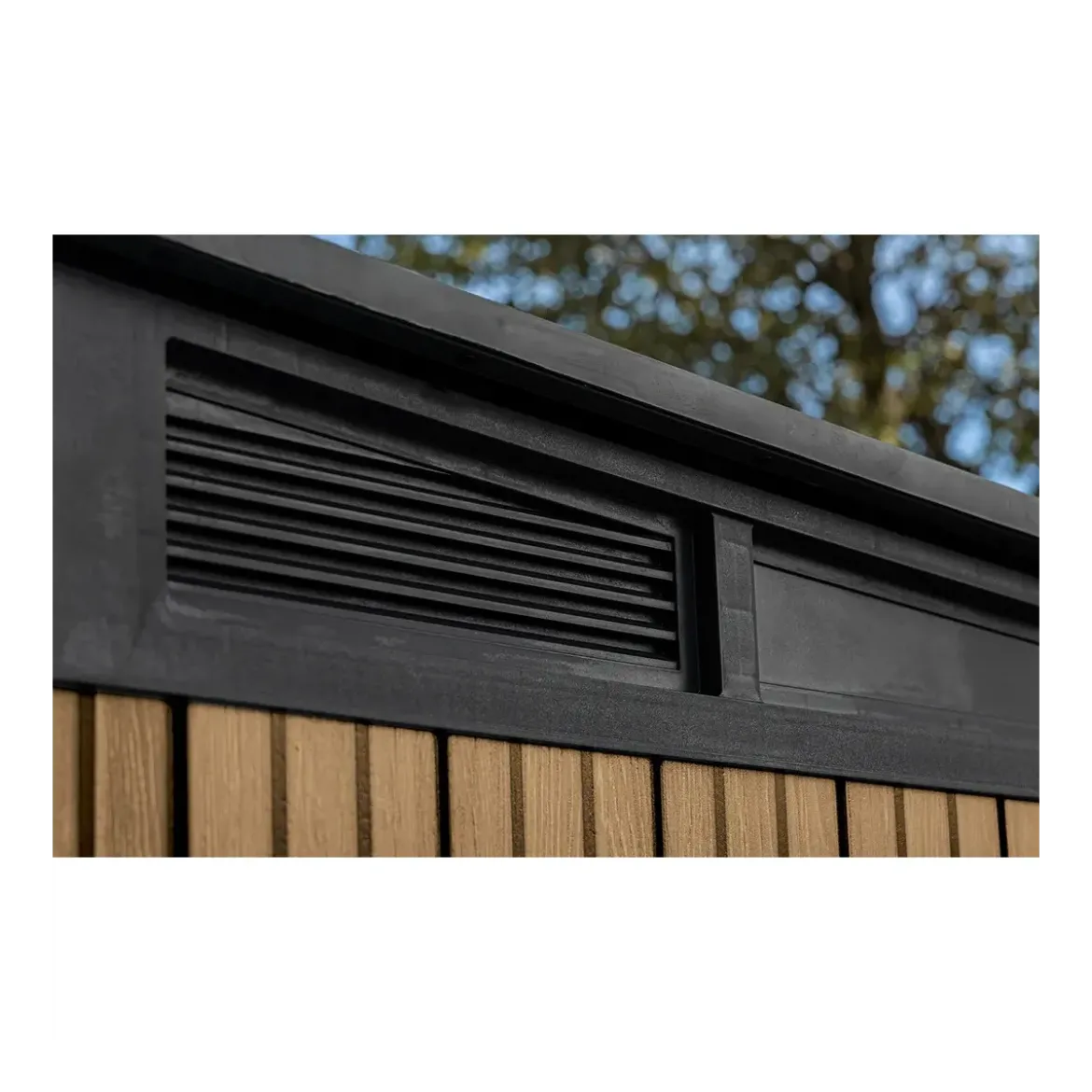 Keter Pent Casetta da Giardino 2x2 Resina Effetto Legno Doghe Veneziane