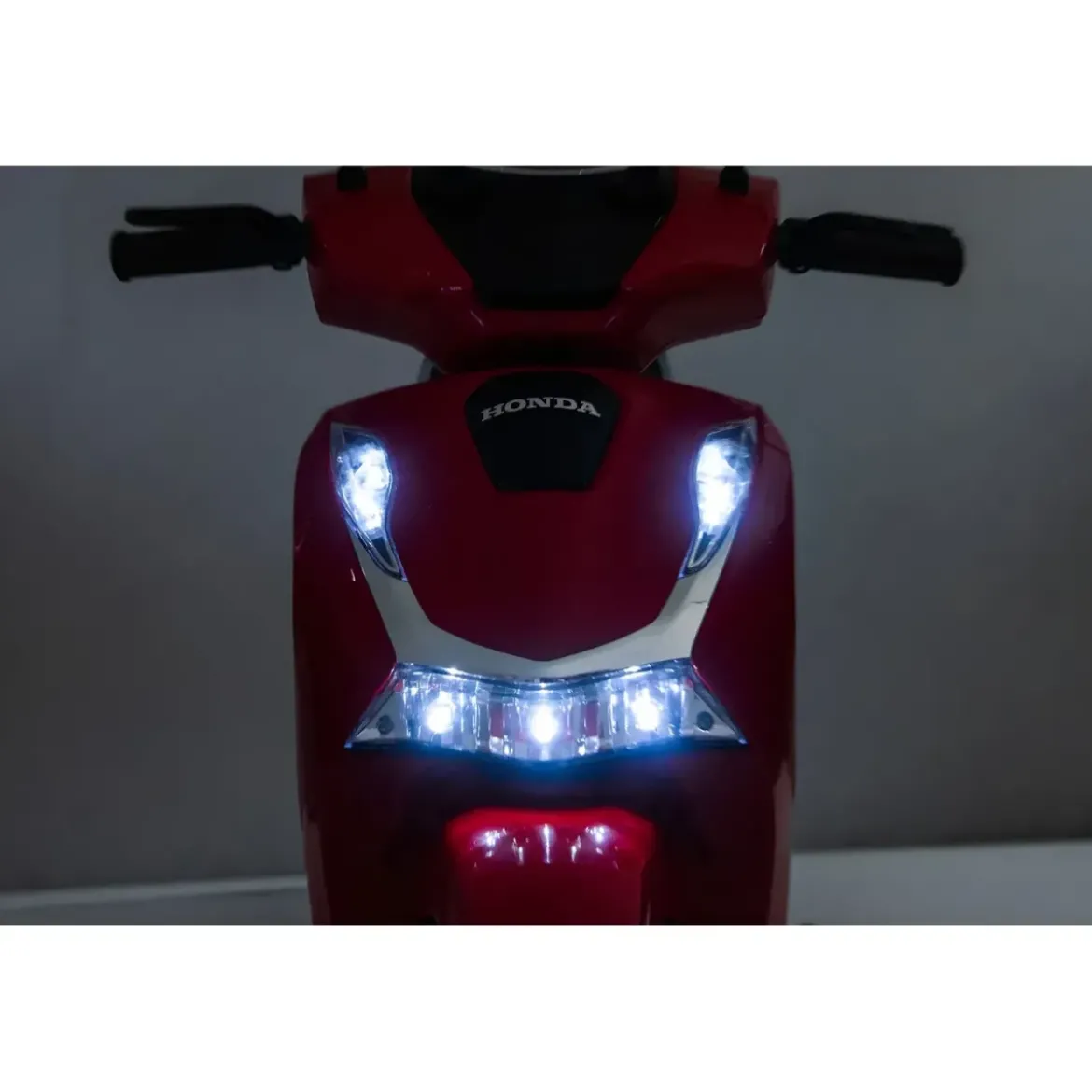 Moto Elettrica per Bambini 12V Scooter Rosso Honda SH125