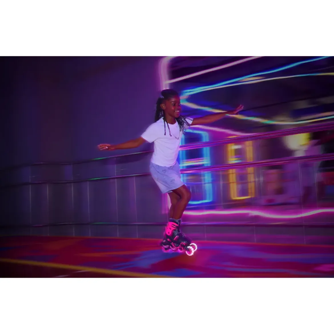 Pattini in Linea per Bambini Taglia 34-37 LED Freno Posteriore Rosa