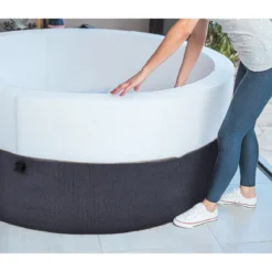 Piscina Idromassaggio Spa 156x70 Mobili Rotonda Riscaldata 4 Adulti Semi Rigida