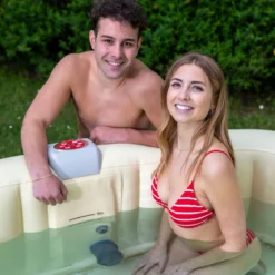 Piscina Spa Gonfiabile Vasca Idromassaggio Riscaldata Pompa da Giardino Esterno