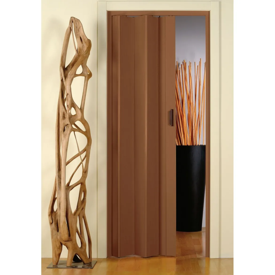 Porta a Soffietto in PVC Noce 83x214 con Maniglia Riducibile
