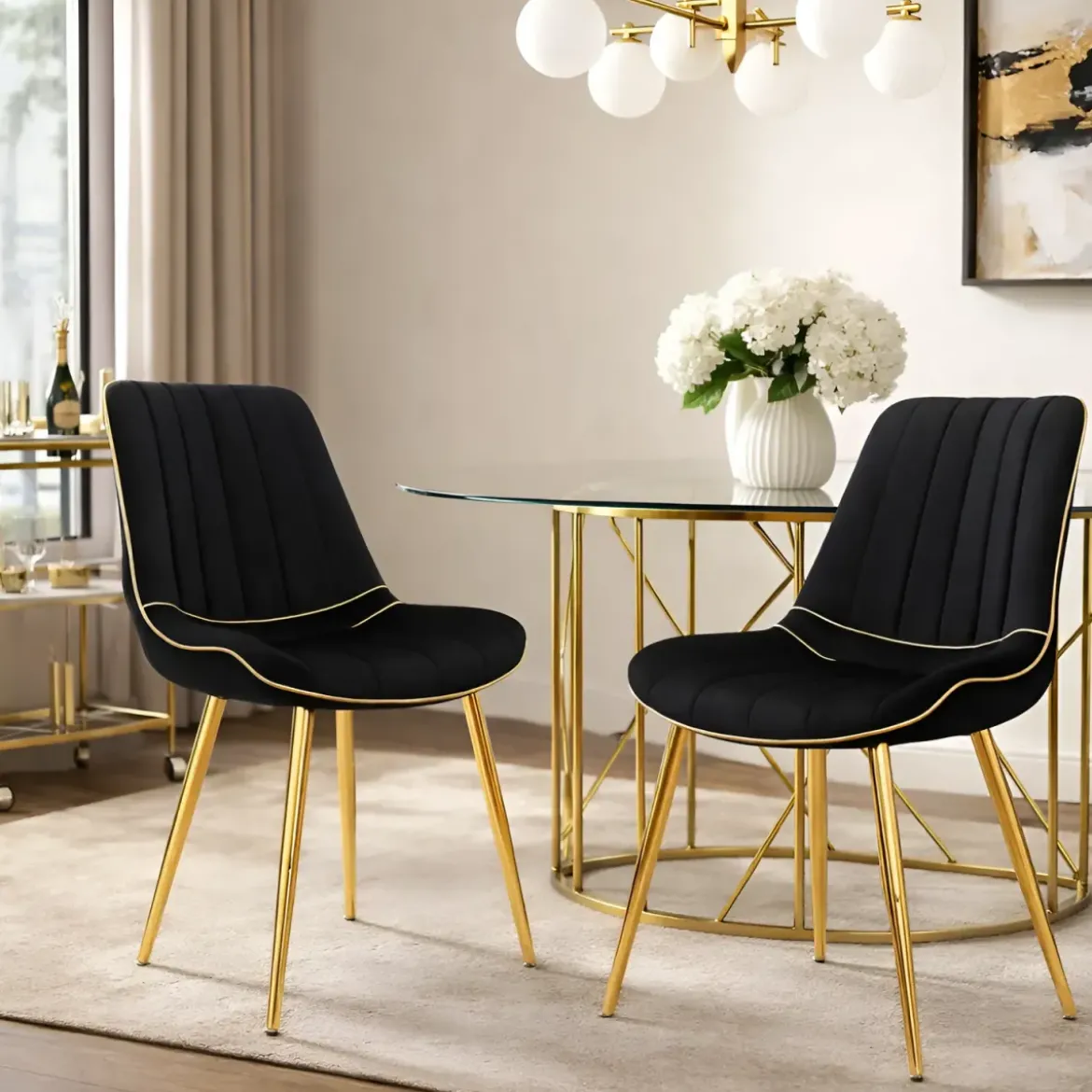 Set 2 Sedie da Pranzo Imbottite Nero Dettagli Oro per Soggiorno Cucina
