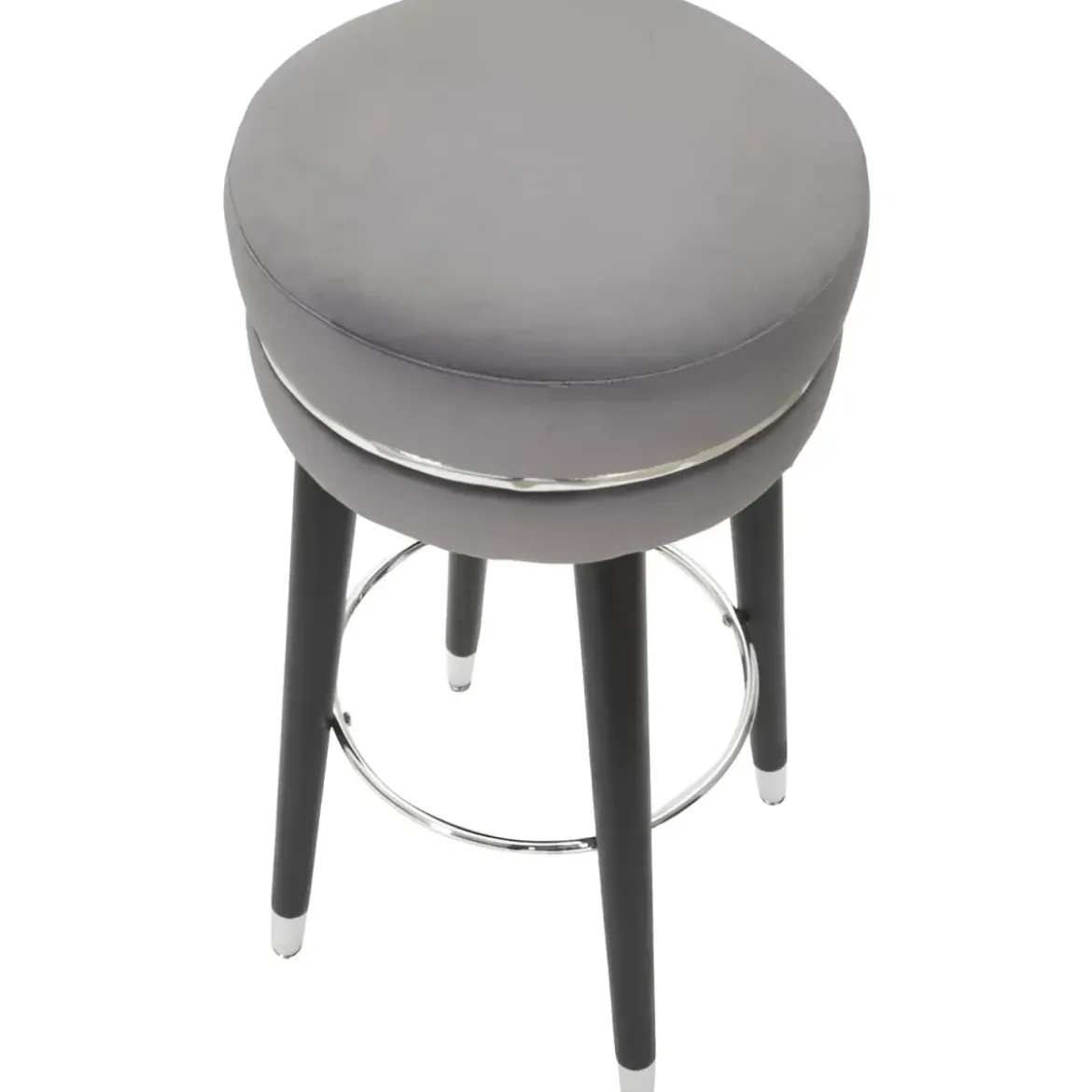 Sgabello Bar in Velluto Grigio Finitura Argento Poggiapiedi Moderno