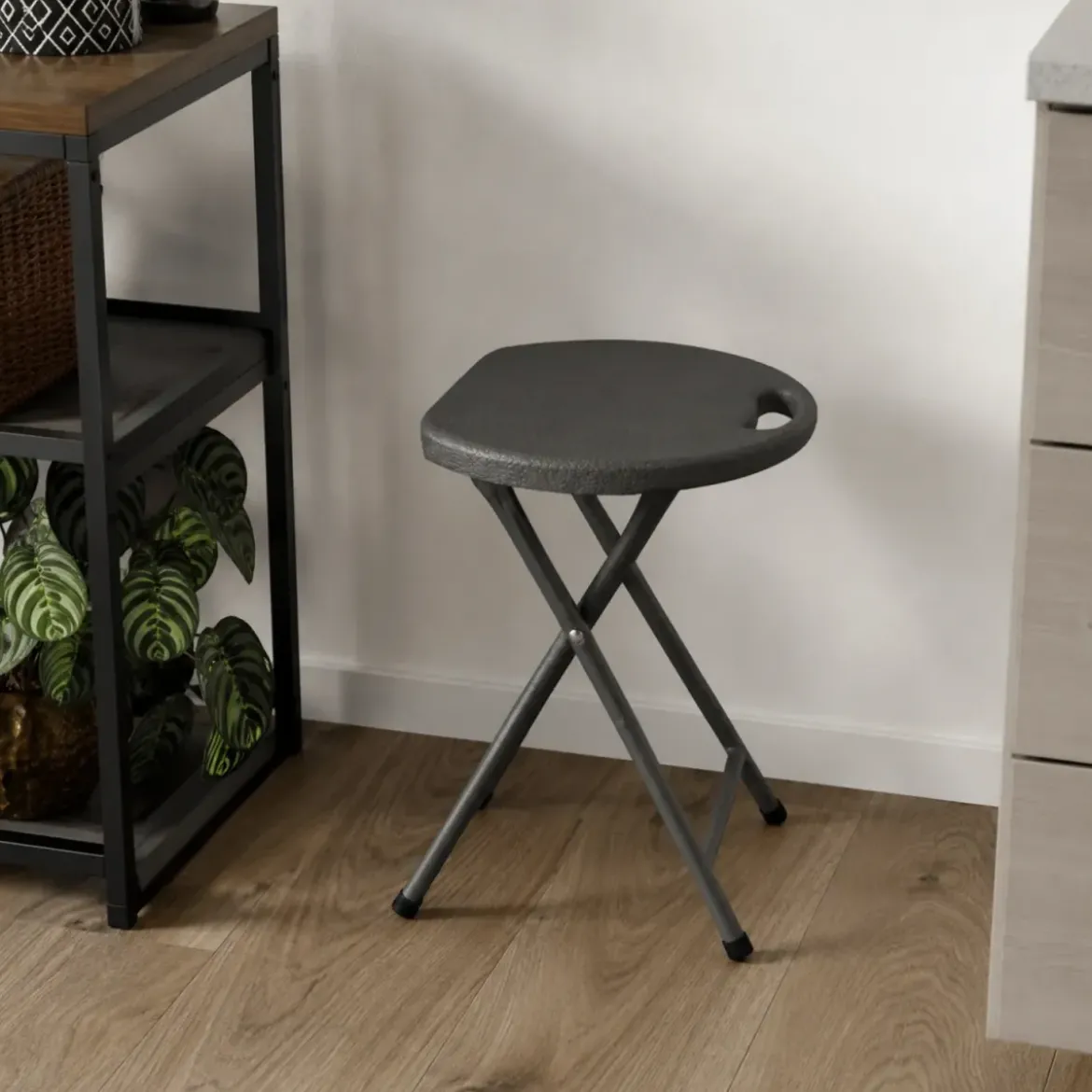Sgabello Pieghevole Noce in Acciaio e HDPE 30x30x44 cm da Interno